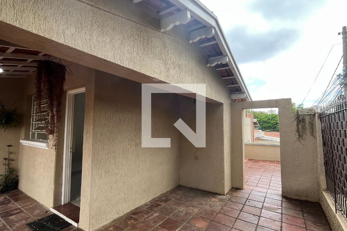 Casa à Venda - Taquaral, 2 Quartos,  230 m2 em , Campinas - sp | SoloBR