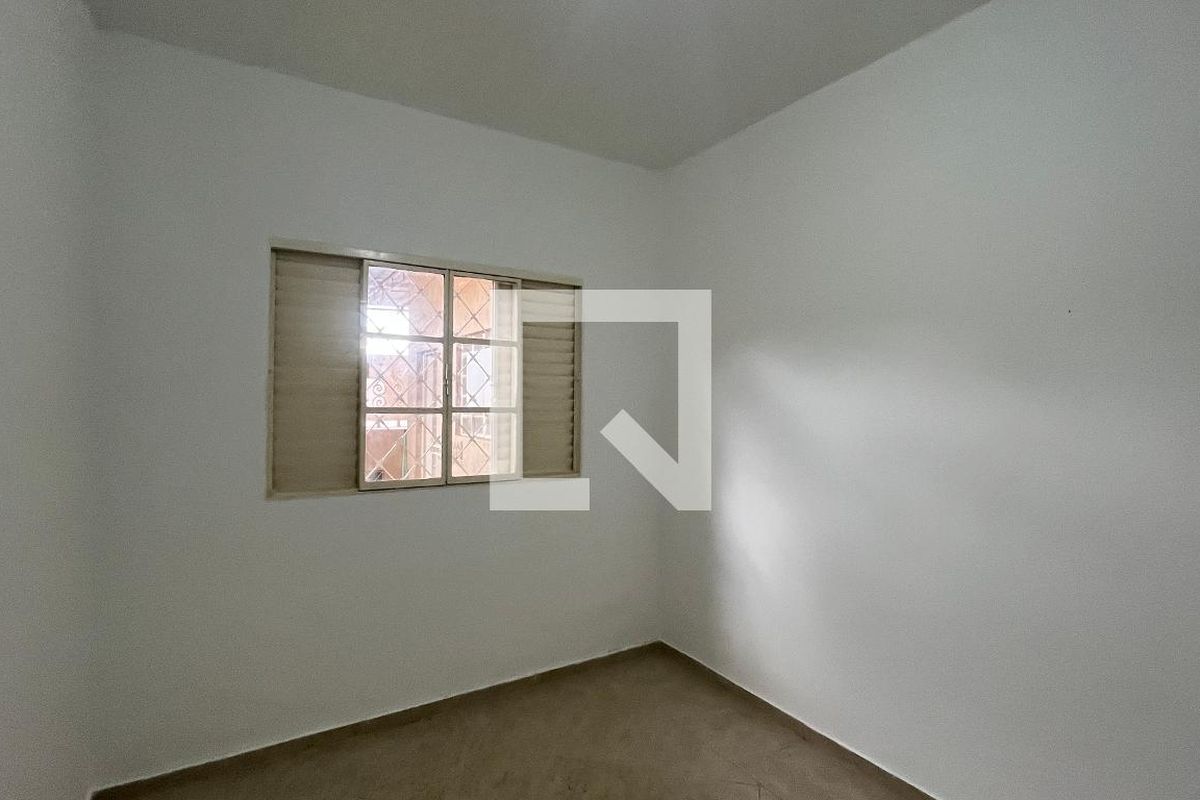 Casa à Venda - Taquaral, 2 Quartos,  230 m2 em , Campinas - sp | SoloBR