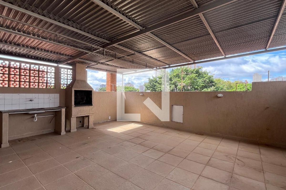 Casa à Venda - Taquaral, 2 Quartos,  230 m2 em , Campinas - sp | SoloBR