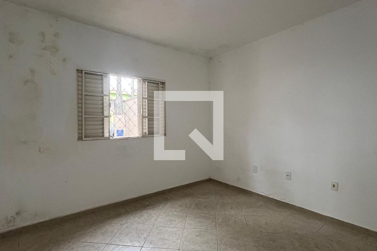 Casa à Venda - Taquaral, 2 Quartos,  230 m2 em , Campinas - sp | SoloBR