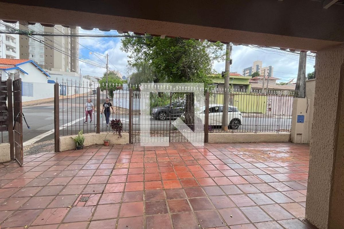 Casa à Venda - Taquaral, 2 Quartos,  230 m2 em , Campinas - sp | SoloBR