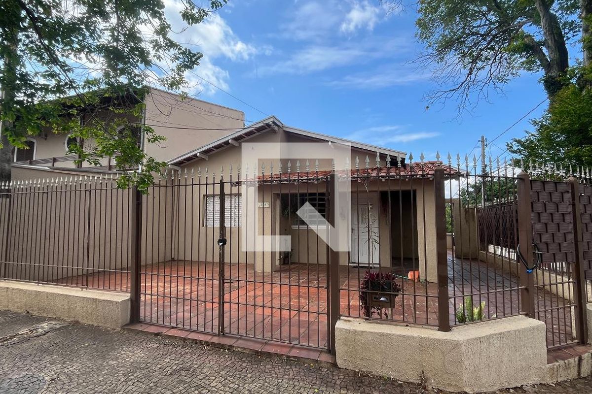Casa à Venda - Taquaral, 2 Quartos,  230 m2 em , Campinas - sp | SoloBR