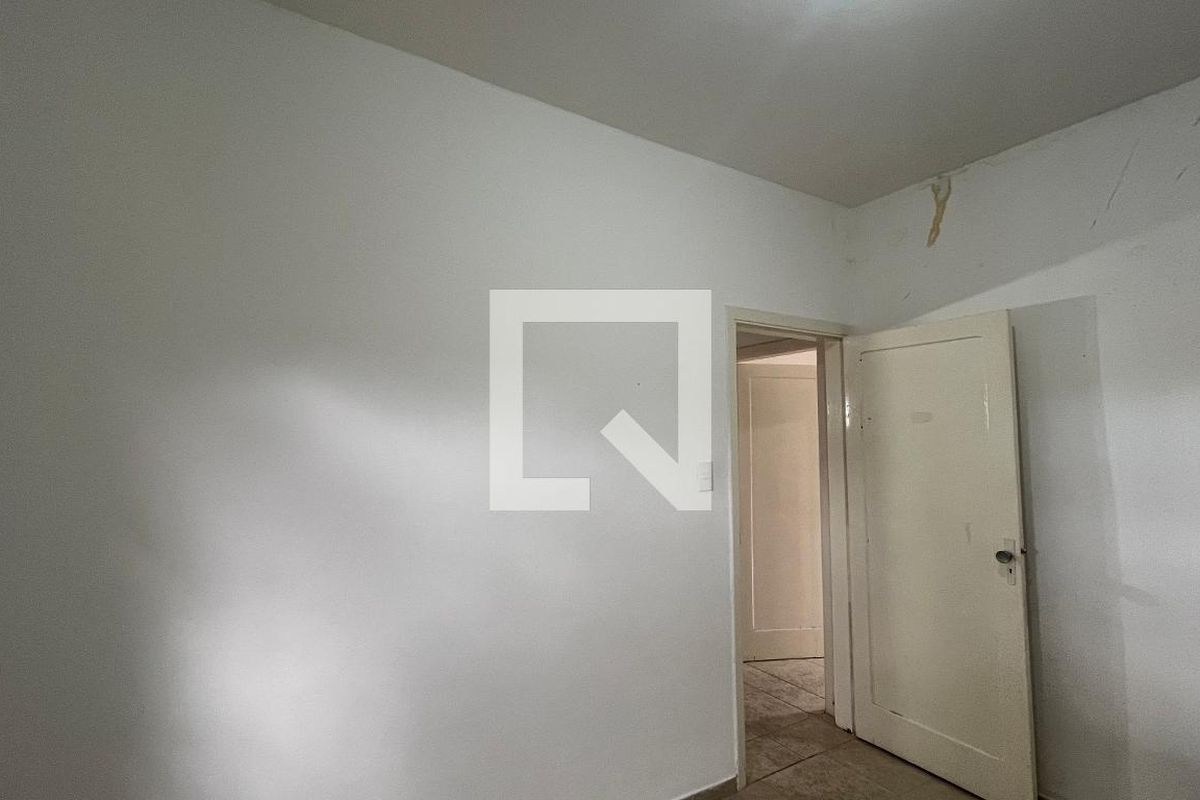 Casa à Venda - Taquaral, 2 Quartos,  230 m2 em , Campinas - sp | SoloBR