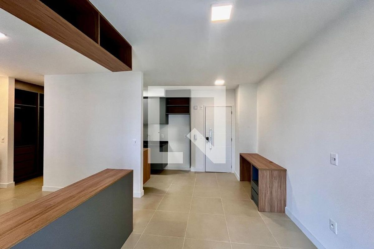 Apartamento à Venda - Centro, 1 Quarto,  46 m2 em , Campinas - sp | SoloBR
