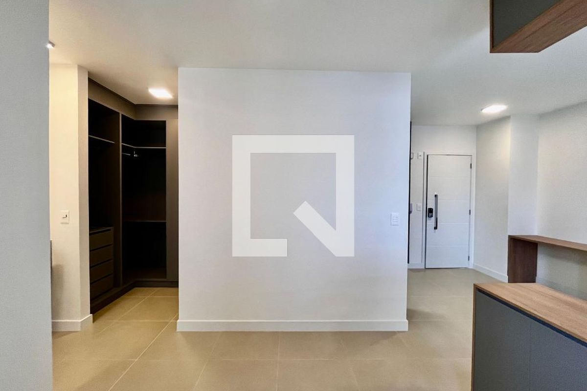 Apartamento à Venda - Centro, 1 Quarto,  46 m2 em , Campinas - sp | SoloBR