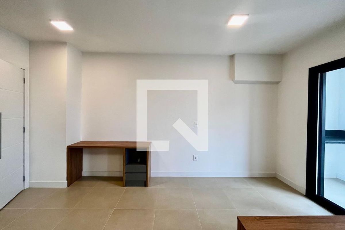Apartamento à Venda - Centro, 1 Quarto,  46 m2 em , Campinas - sp | SoloBR