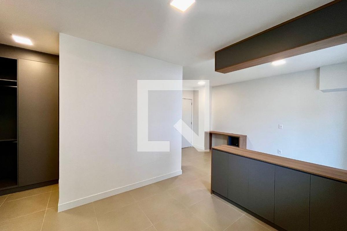 Apartamento à Venda - Centro, 1 Quarto,  46 m2 em , Campinas - sp | SoloBR