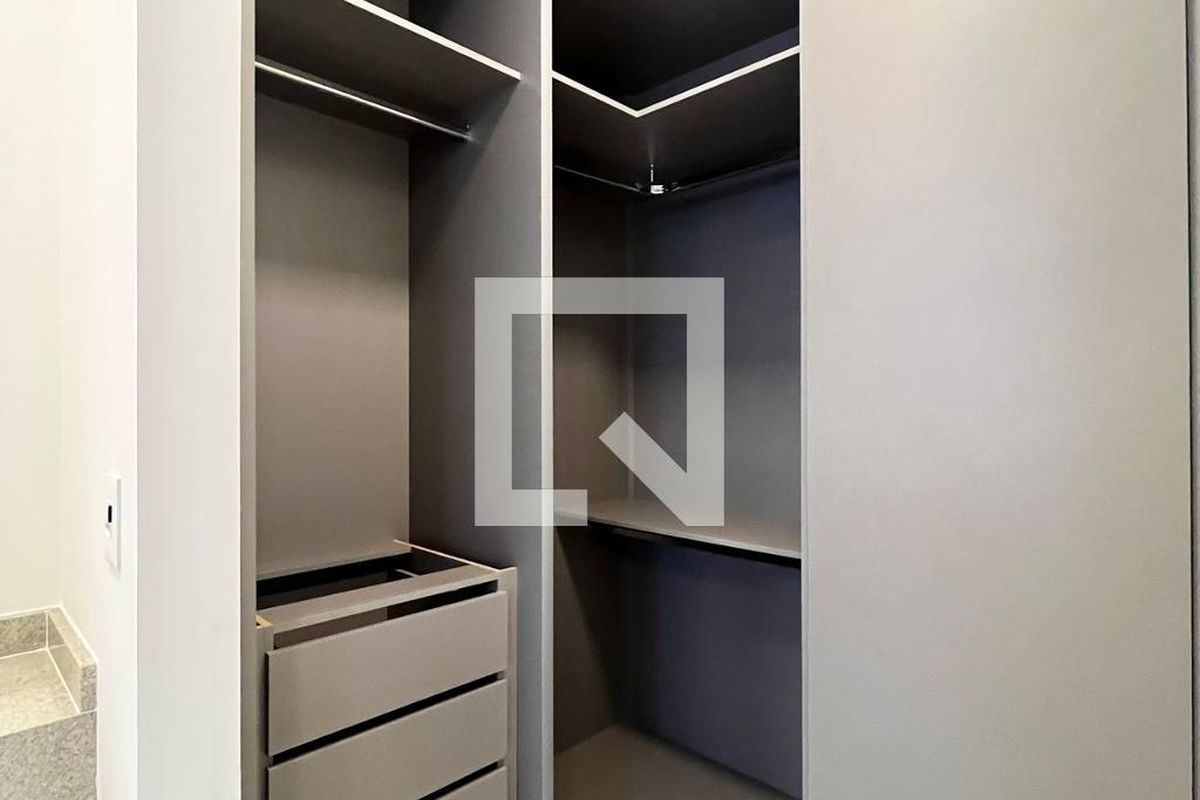Apartamento à Venda - Centro, 1 Quarto,  46 m2 em , Campinas - sp | SoloBR