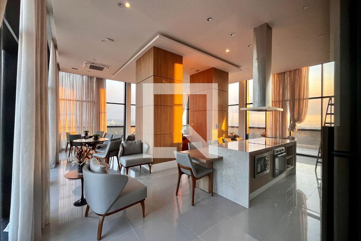 Apartamento à Venda - Centro, 1 Quarto,  46 m2 em , Campinas - sp | SoloBR
