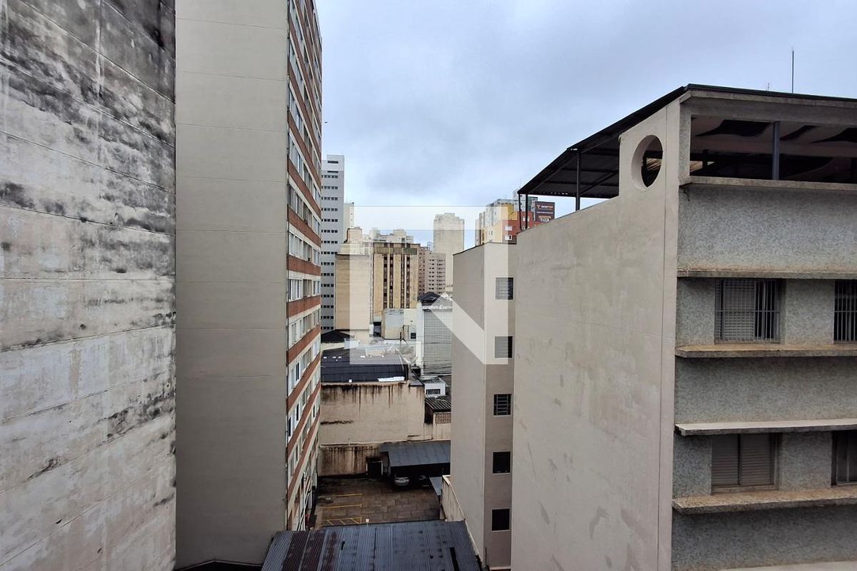 Apartamento à Venda - Centro, 1 Quarto,  38 m2 em , Campinas - sp | SoloBR
