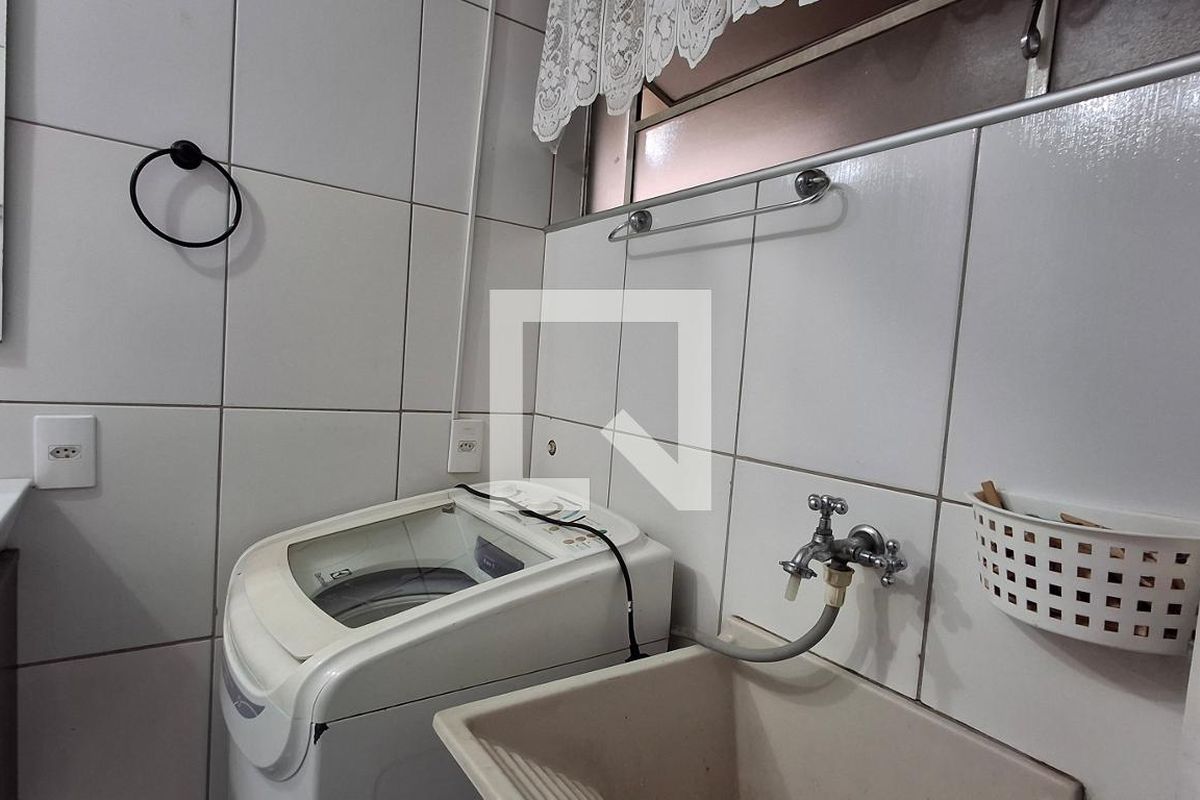 Apartamento à Venda - Centro, 1 Quarto,  38 m2 em , Campinas - sp | SoloBR