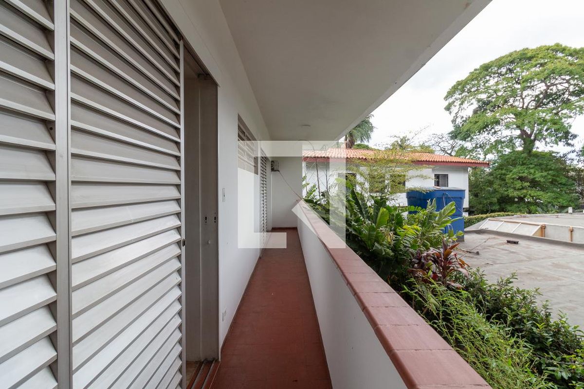 Casa, 4 quartos, 450 m² - Foto 30
