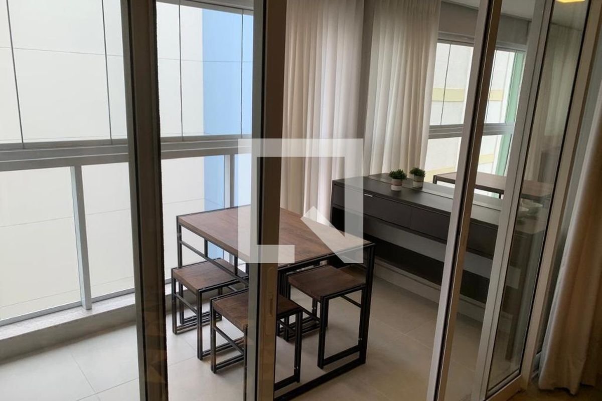 Apartamento à Venda - Bosque, 1 Quarto,  43 m2 em , Campinas - sp | SoloBR