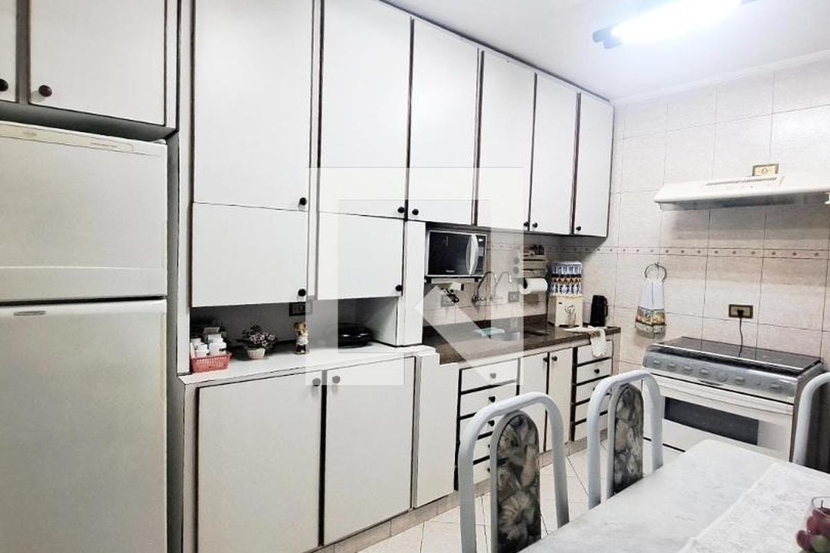 Casa, 2 quartos, 246 m² - Foto 8