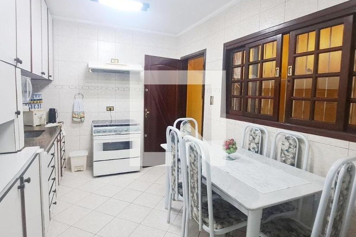 Casa, 2 quartos, 246 m² - Foto 14