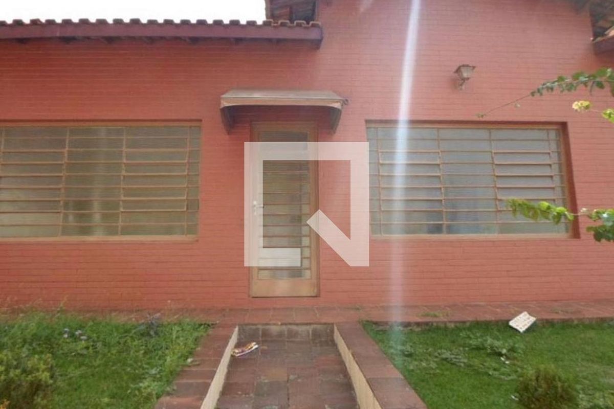 Casa à Venda - Jardim do Lago, 3 Quartos,  220 m2 em , Campinas - sp | SoloBR