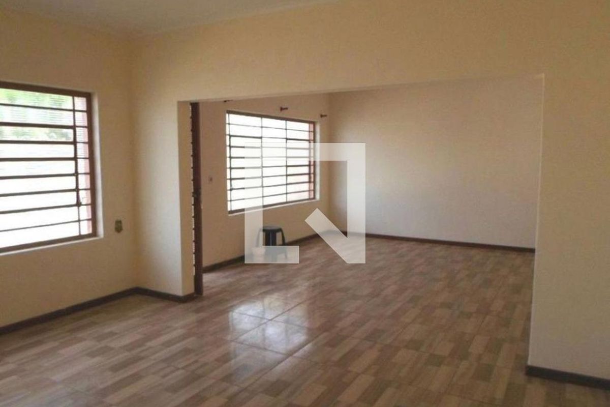 Casa à Venda - Jardim do Lago, 3 Quartos,  220 m2 em , Campinas - sp | SoloBR