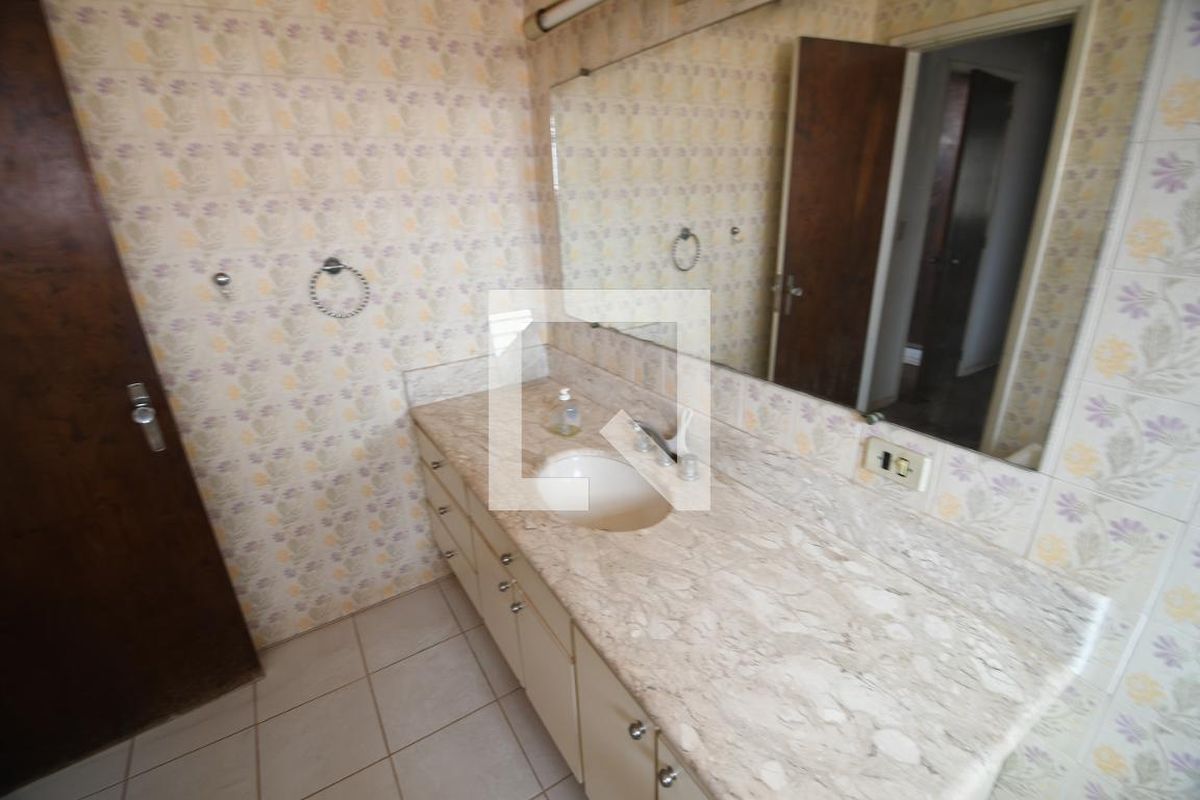 Casa à Venda - Taquaral, 5 Quartos,  370 m2 em , Campinas - sp | SoloBR
