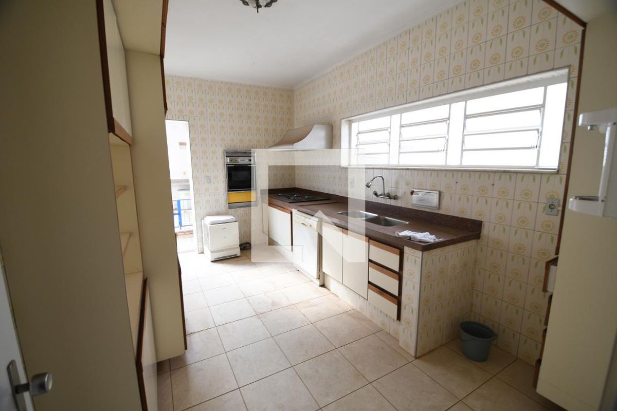 Casa à Venda - Taquaral, 5 Quartos,  370 m2 em , Campinas - sp | SoloBR