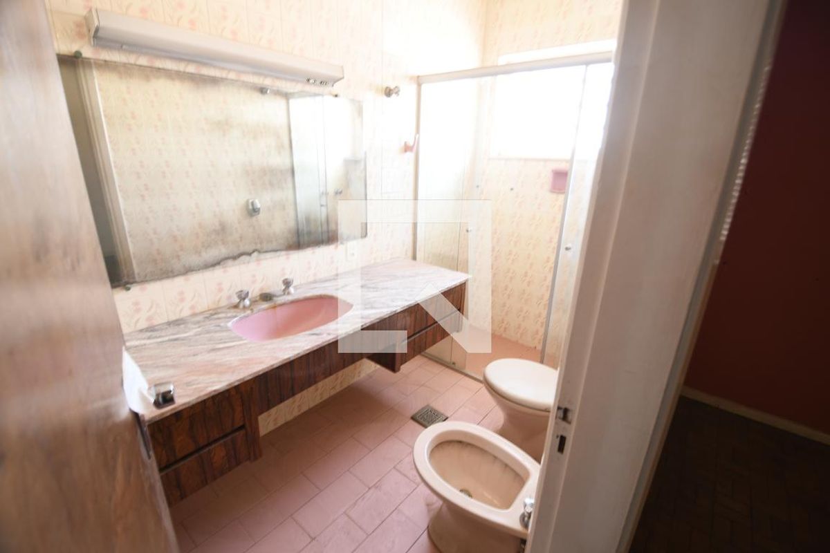 Casa à Venda - Taquaral, 5 Quartos,  370 m2 em , Campinas - sp | SoloBR