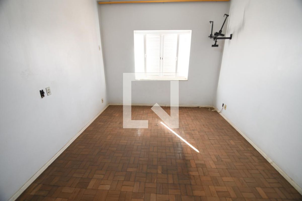 Casa à Venda - Taquaral, 5 Quartos,  370 m2 em , Campinas - sp | SoloBR