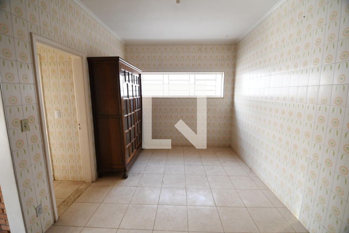 Casa à Venda - Taquaral, 5 Quartos,  370 m2 em , Campinas - sp | SoloBR