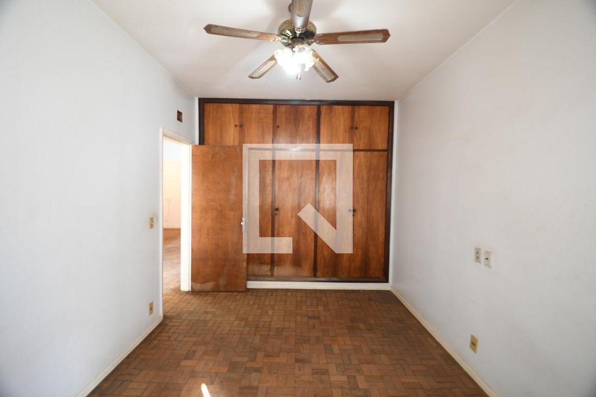 Casa à Venda - Taquaral, 5 Quartos,  370 m2 em , Campinas - sp | SoloBR