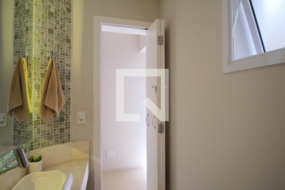 Casa, 4 quartos, 320 m² - Foto 28