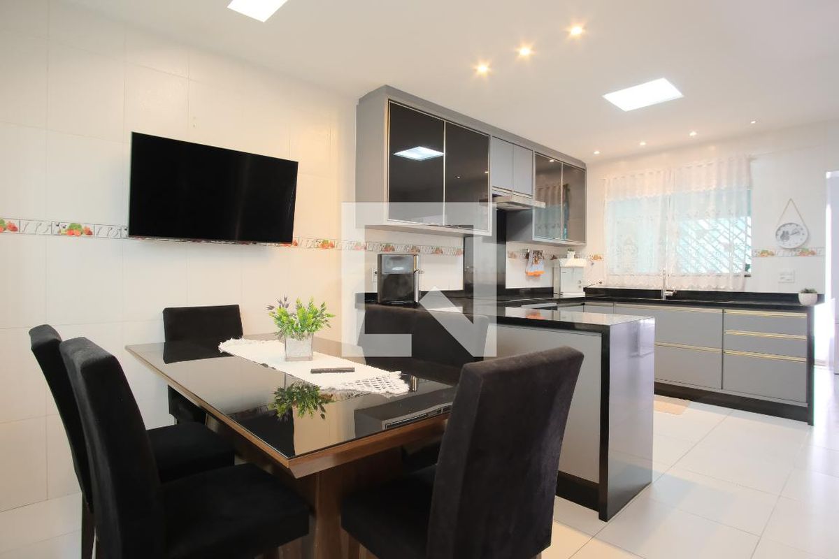 Casa, 4 quartos, 320 m² - Foto 48