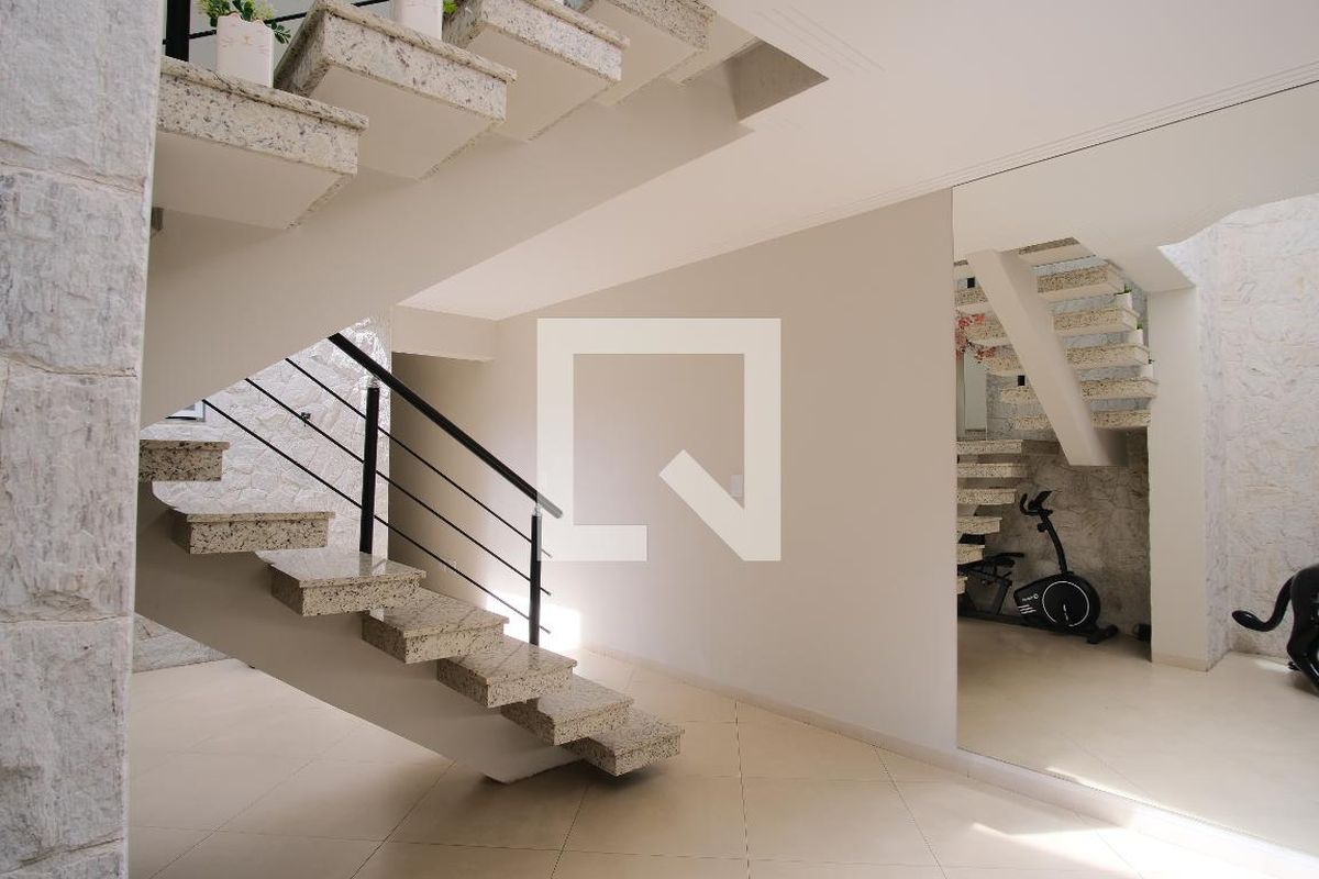 Casa, 4 quartos, 320 m² - Foto 12