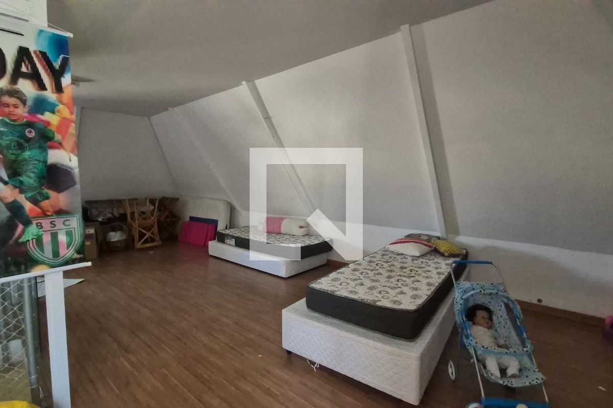 Casa, 3 quartos, 200 m² - Foto 84