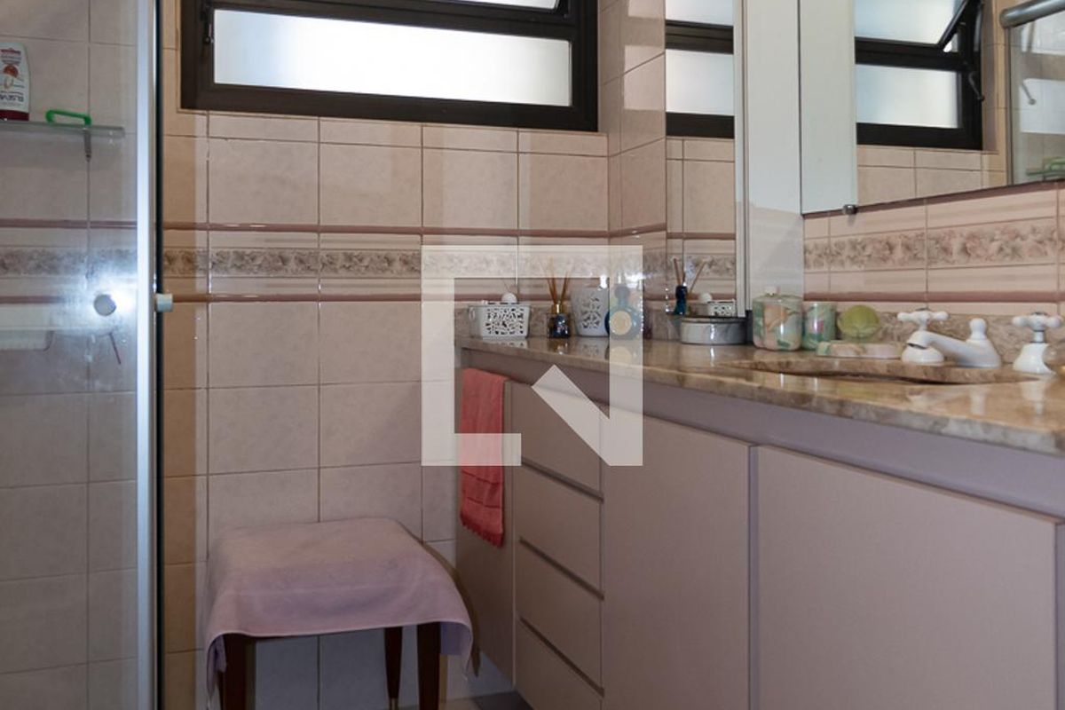 Apartamento, 3 quartos, 140 m² - Foto 32