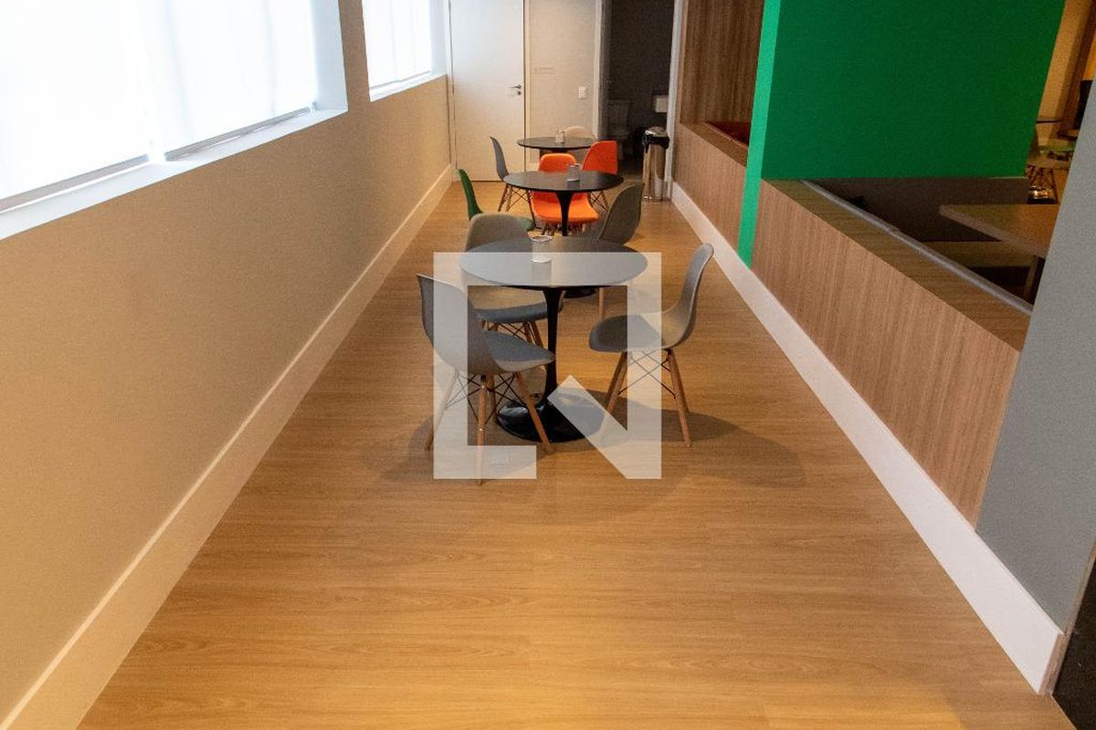 Apartamento à Venda - Bosque, 1 Quarto,  43 m2 em , Campinas - sp | SoloBR