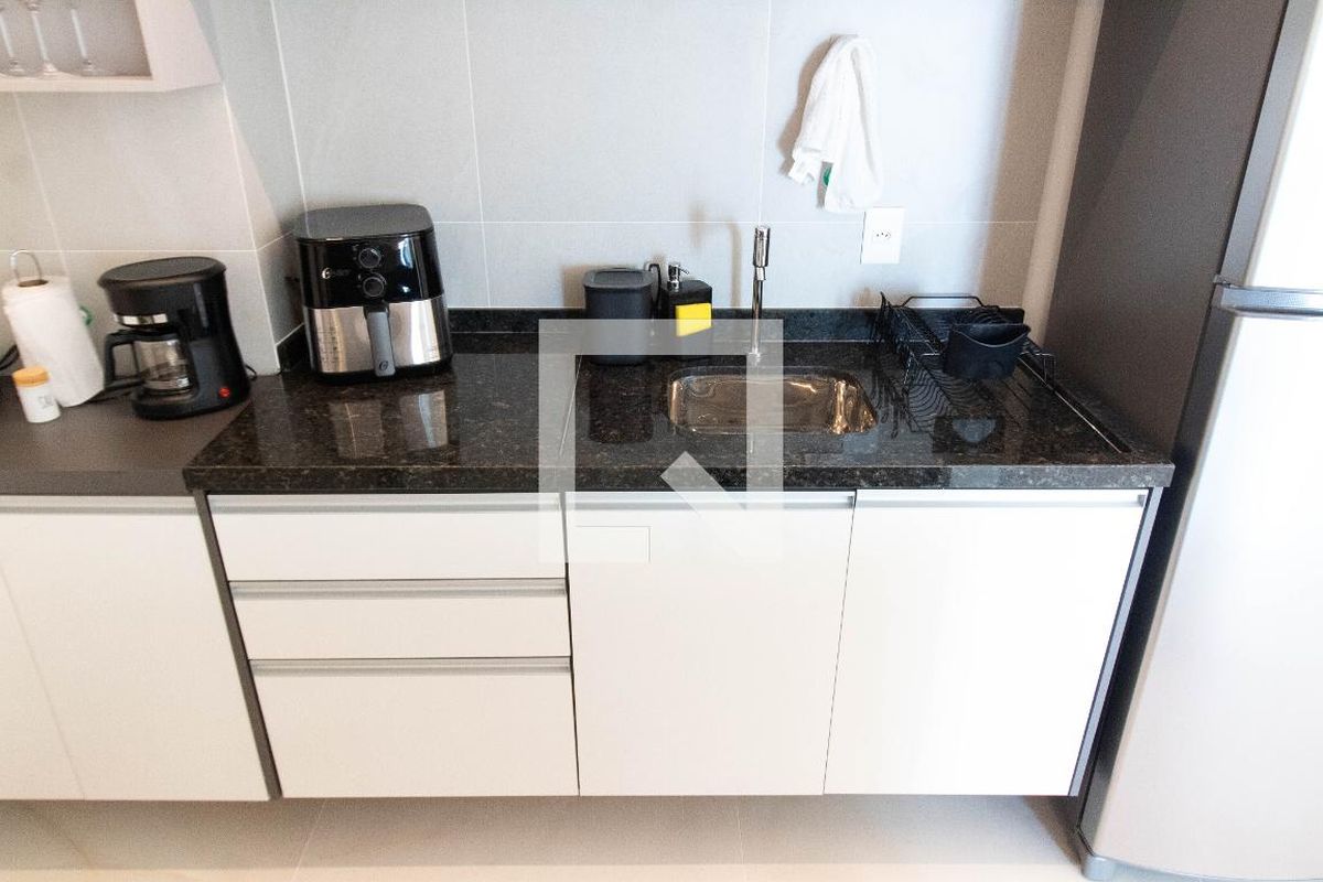 Apartamento à Venda - Bosque, 1 Quarto,  43 m2 em , Campinas - sp | SoloBR