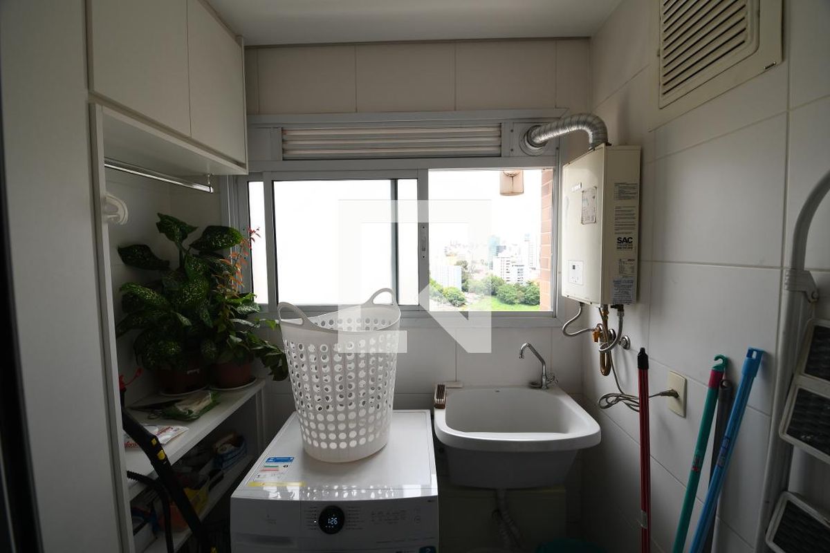 Apartamento à Venda - Cambuí, 2 Quartos,  82 m2 em , Campinas - sp | SoloBR