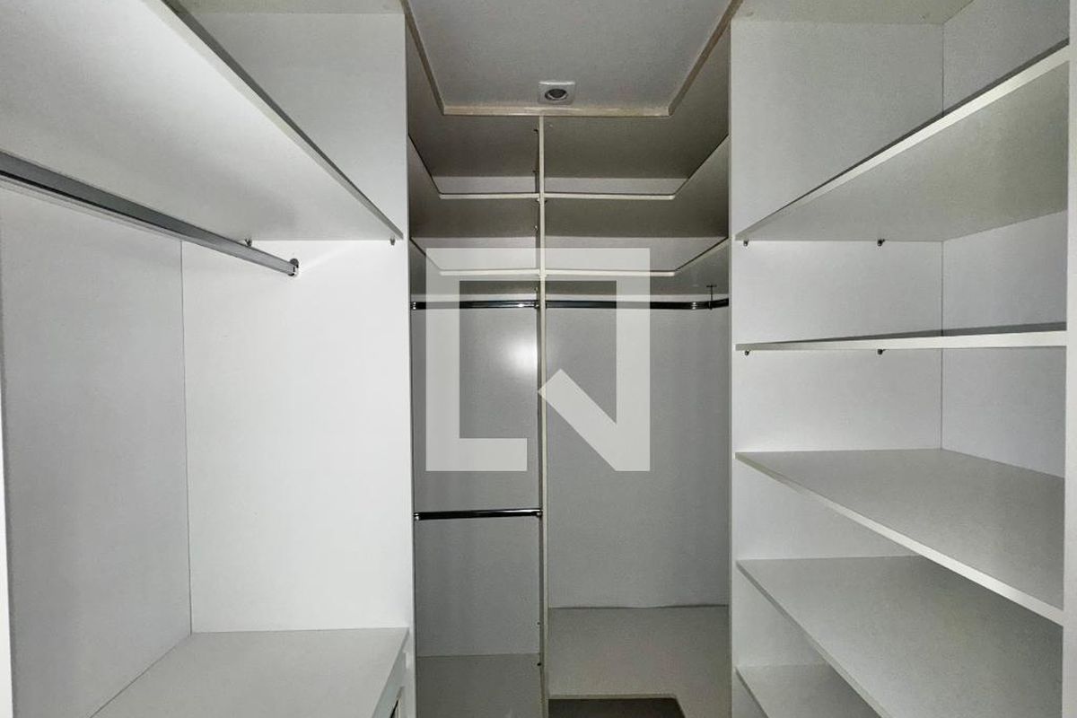 Apartamento, 4 quartos, 247 m² - Foto 38