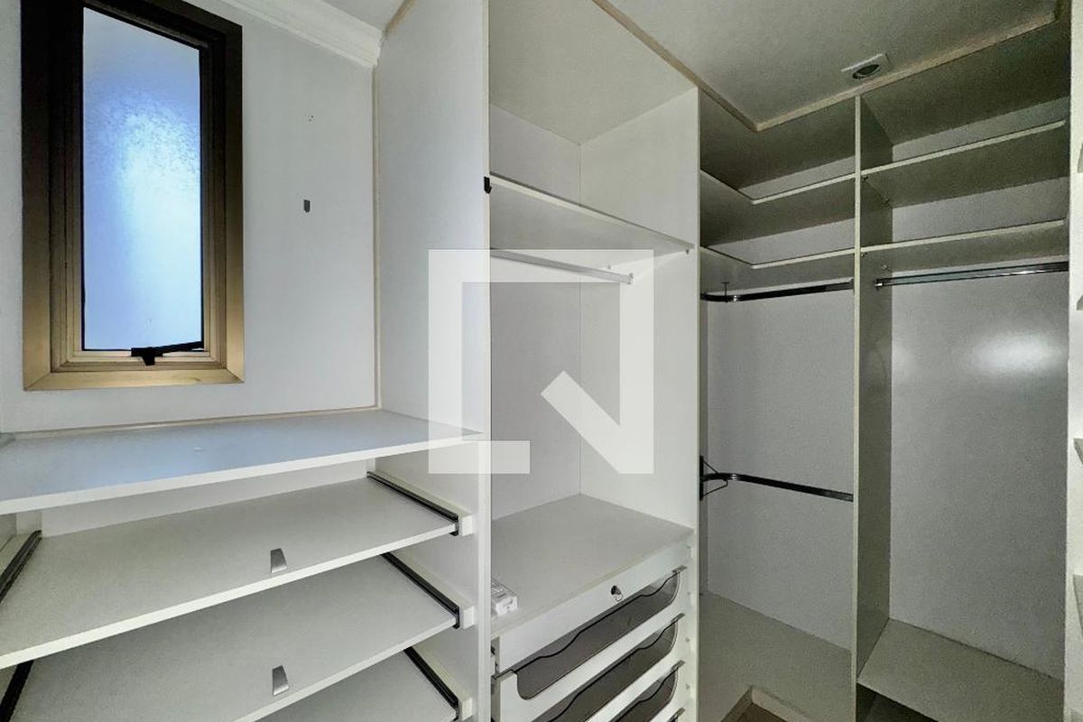 Apartamento, 4 quartos, 247 m² - Foto 36