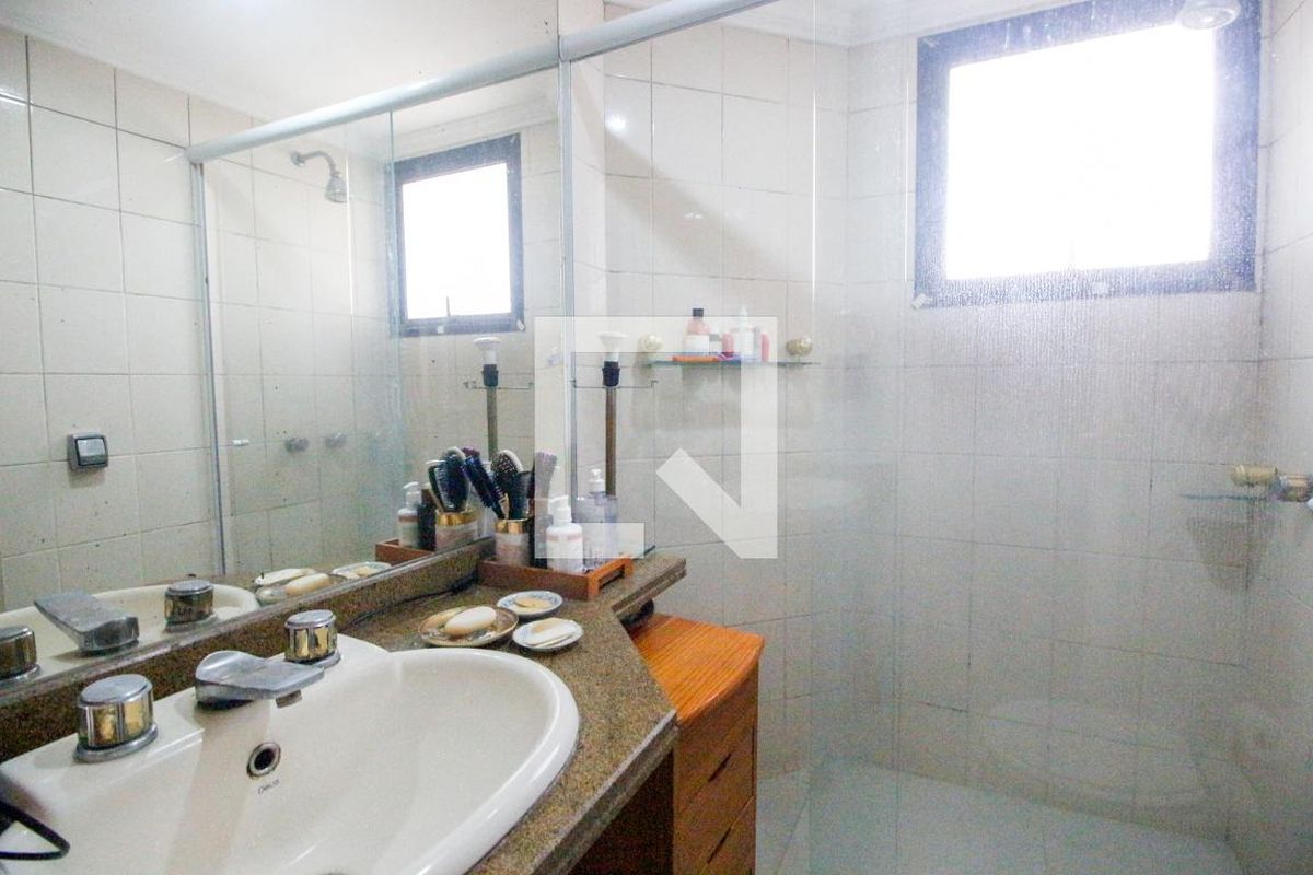 Apartamento, 3 quartos, 220 m² - Foto 72