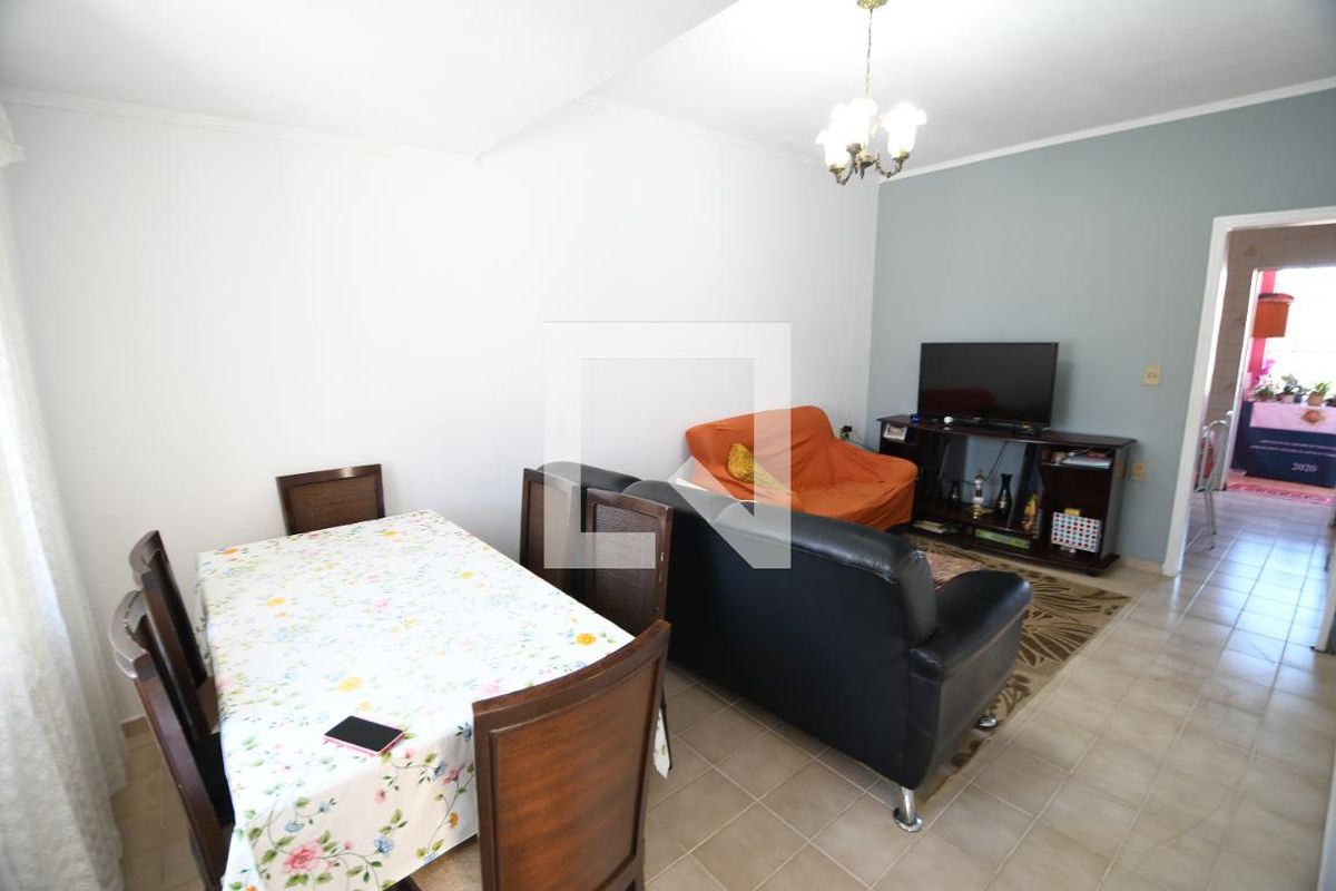 Casa à Venda - Jardim Chapadão, 3 Quartos,  250 m2 em , Campinas - sp | SoloBR