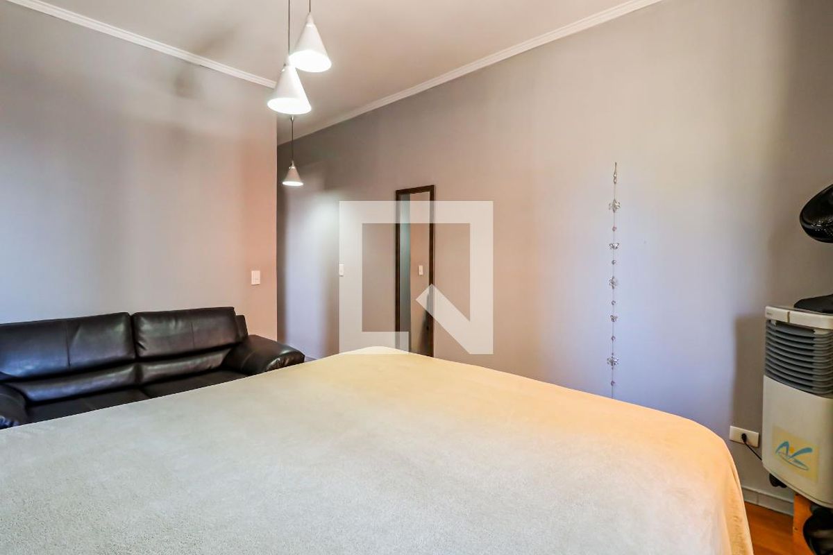 Casa, 3 quartos, 200 m² - Foto 30