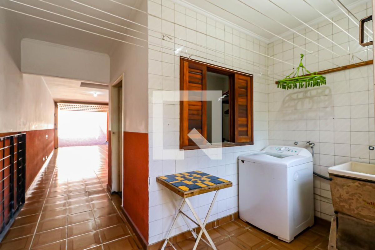 Casa, 3 quartos, 200 m² - Foto 92