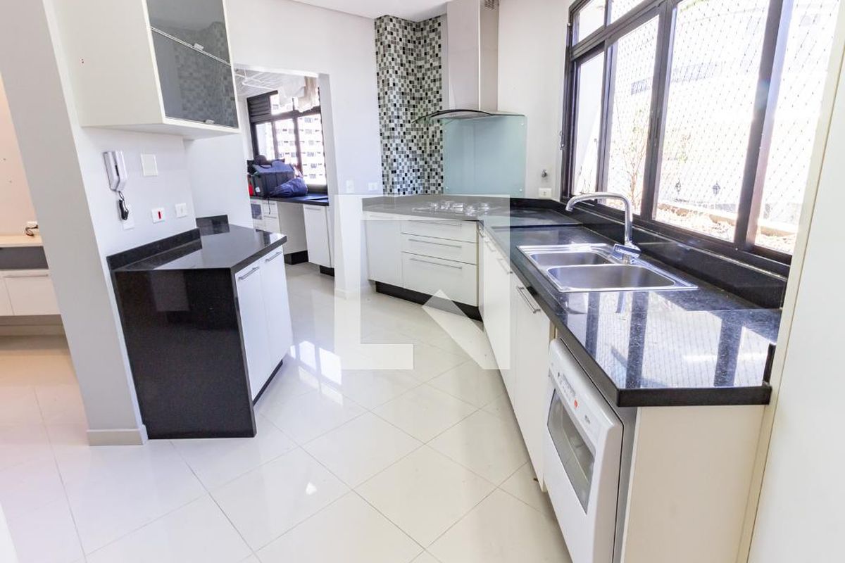 Apartamento, 3 quartos, 201 m² - Foto 98