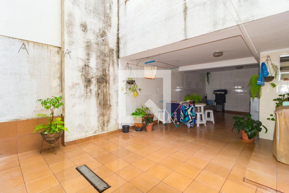 Casa, 3 quartos, 200 m² - Foto 56
