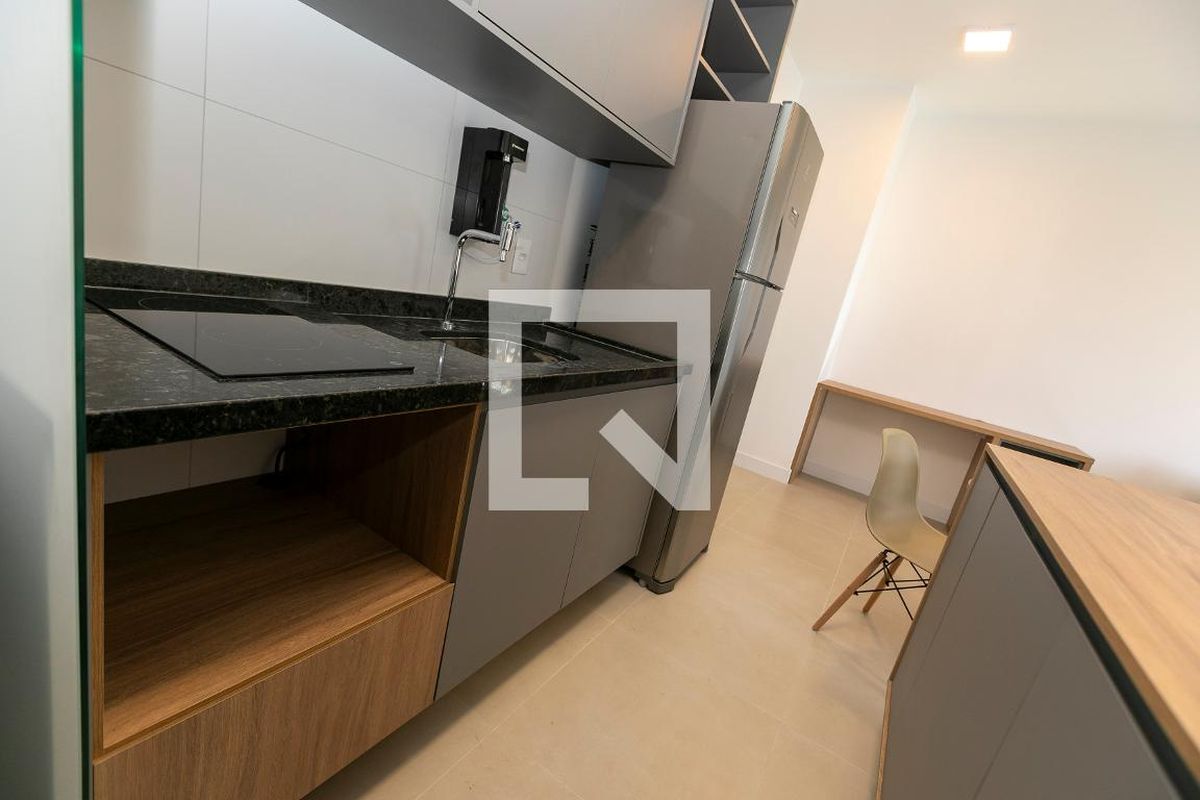 Apartamento à Venda - Bosque, 1 Quarto,  46 m2 em , Campinas - sp | SoloBR