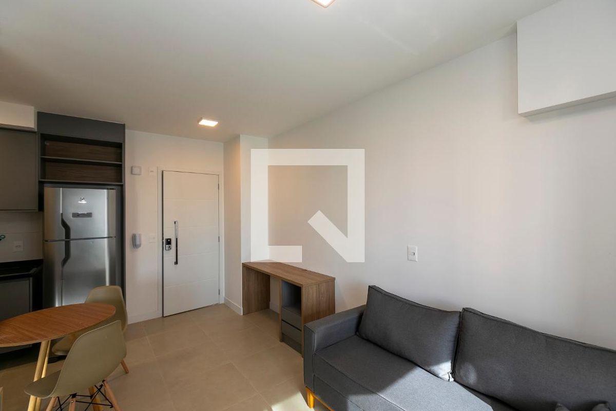 Apartamento à Venda - Bosque, 1 Quarto,  46 m2 em , Campinas - sp | SoloBR