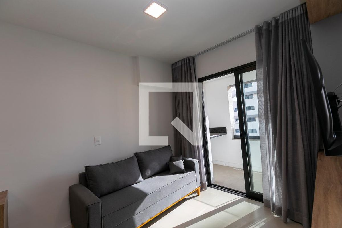 Apartamento à Venda - Bosque, 1 Quarto,  46 m2 em , Campinas - sp | SoloBR