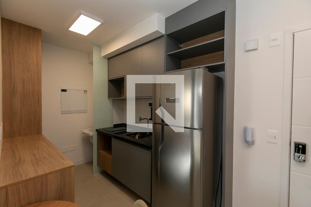 Apartamento à Venda - Bosque, 1 Quarto,  46 m2 em , Campinas - sp | SoloBR