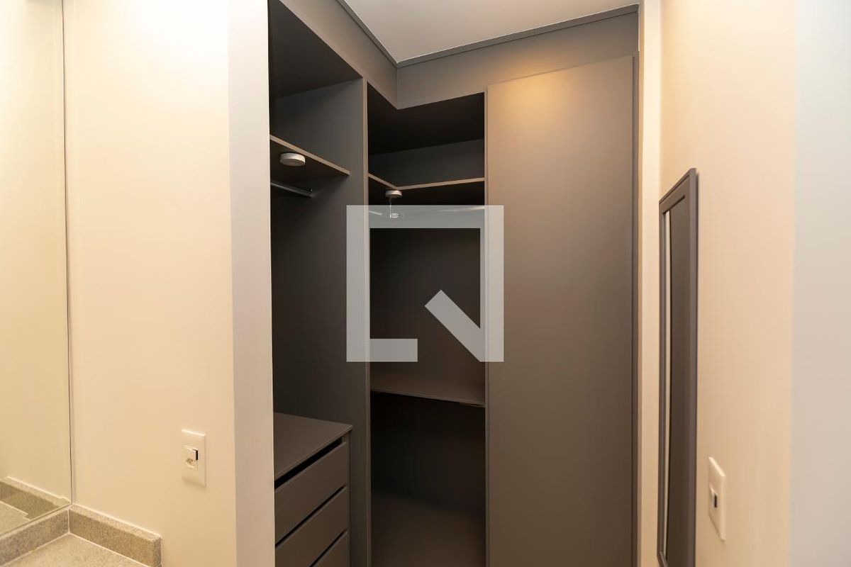 Apartamento à Venda - Bosque, 1 Quarto,  46 m2 em , Campinas - sp | SoloBR