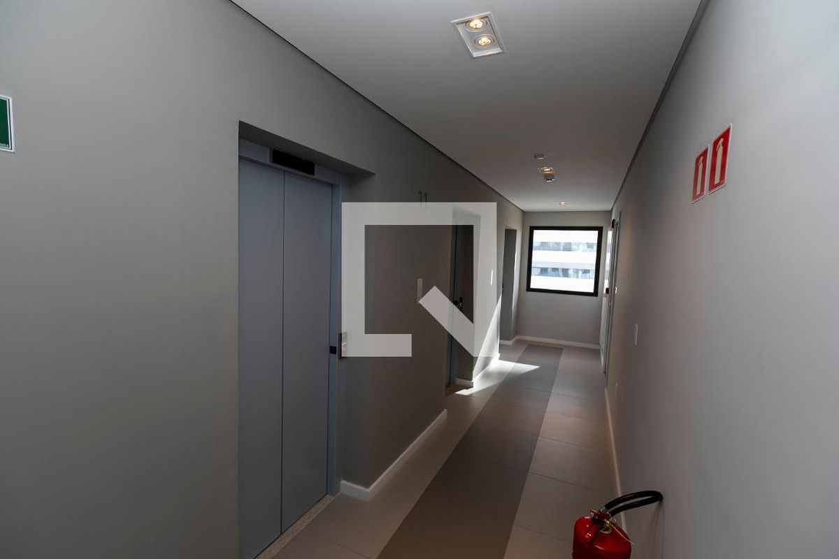 Apartamento à Venda - Bosque, 1 Quarto,  46 m2 em , Campinas - sp | SoloBR