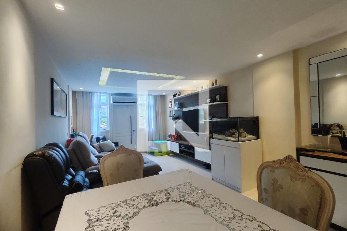 Casa, 3 quartos, 220 m² - Foto 2